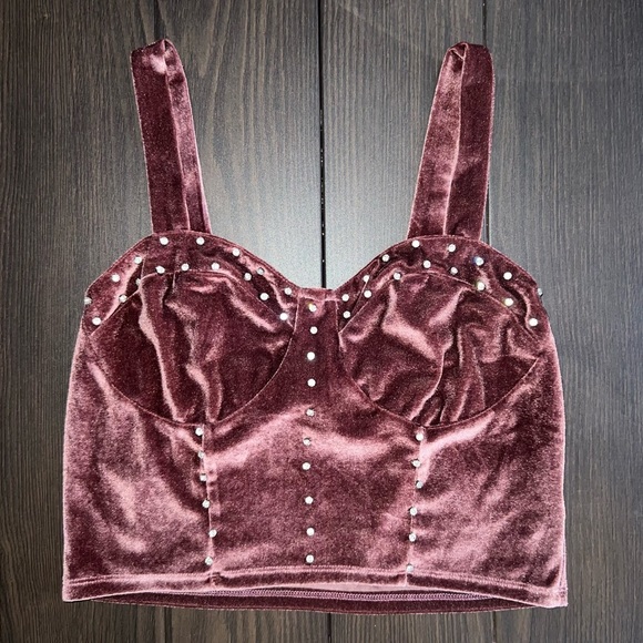 Today & Tomorrow Tops - Today & Tomorrow Womens Velvet Rhinestone Crop Top | L